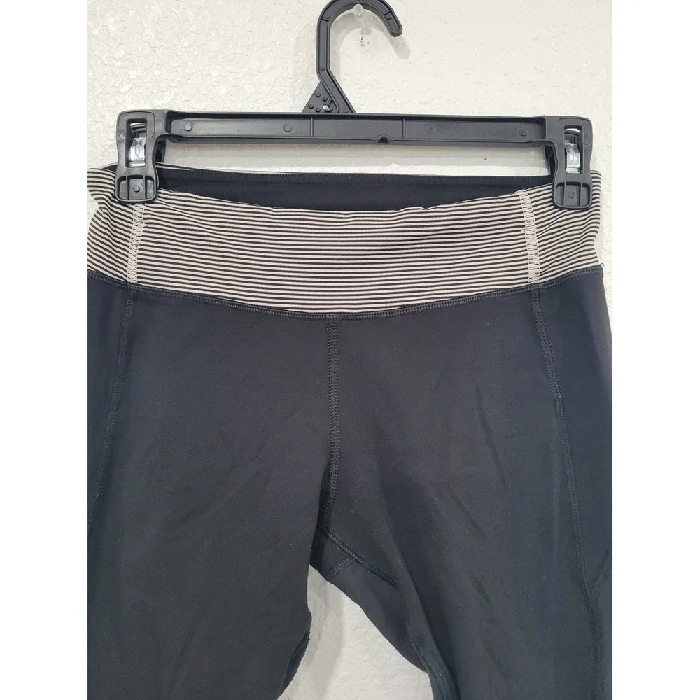 Lululemon‎ Black Striped Waist Capri Leggings Size 6 Cupped Ruched Ankle #P